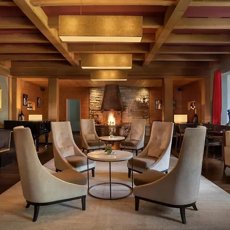 Waldhaus Wellness Resort, Autograph Collection 호텔