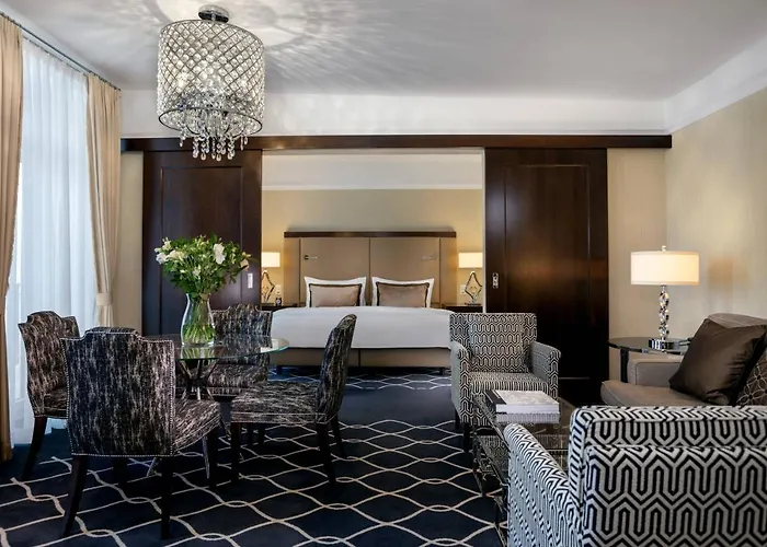 Waldhaus Wellness Resort, Autograph Collection