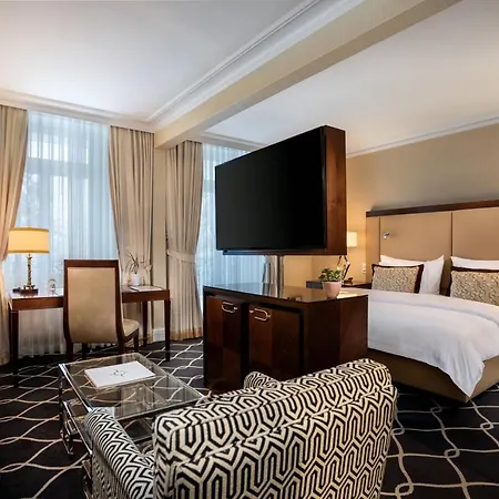 Hotel Waldhaus Wellness Resort, Autograph Collection Flims