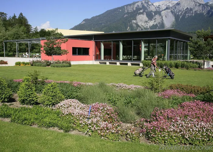 Otel Waldhaus Wellness Resort, Autograph Collection 5*