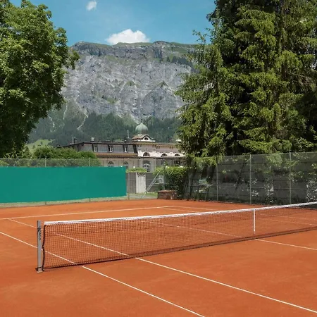 Waldhaus Wellness Resort, Autograph Collection מלון