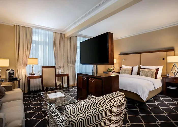 Hotel Waldhaus Wellness Resort, Autograph Collection Flims